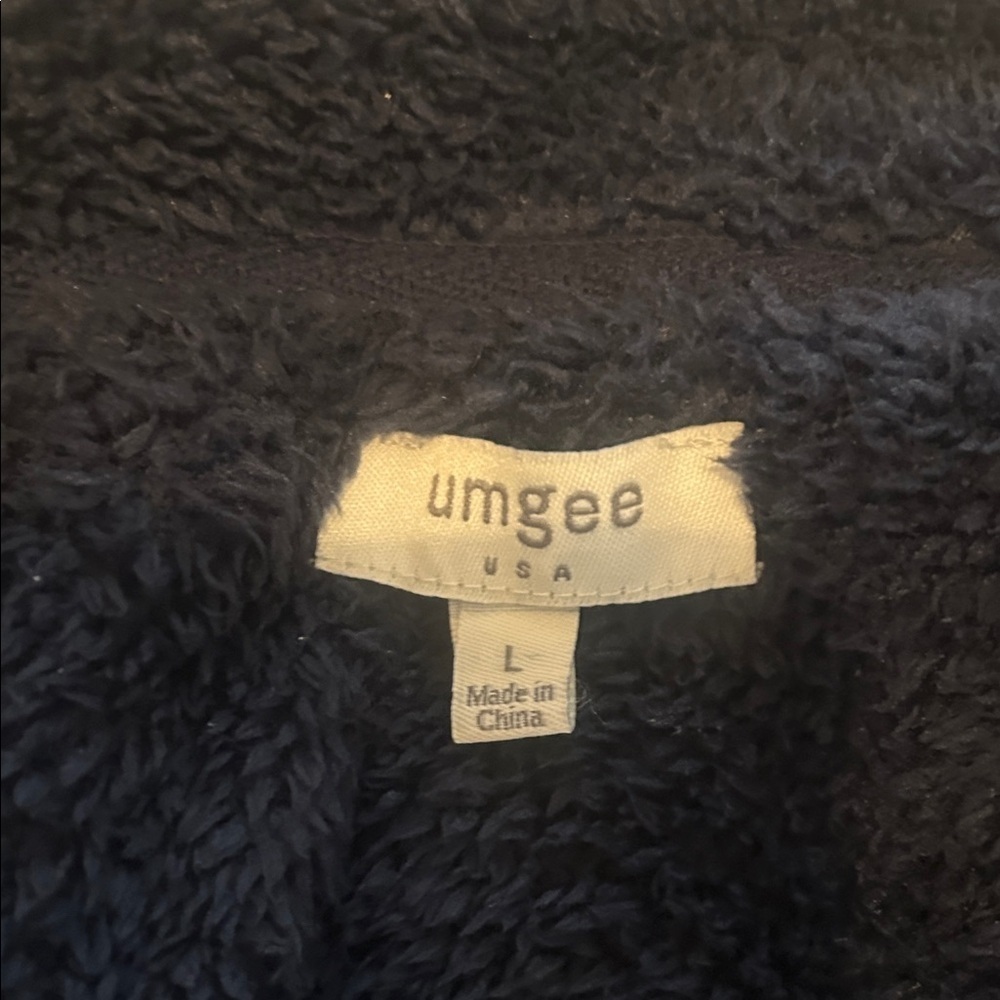Umgee Navy Fleece Zip-Up Vest With gold zipper size large - Picture 4 of 7